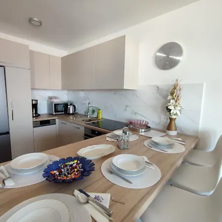 Apartment Mib Makarska